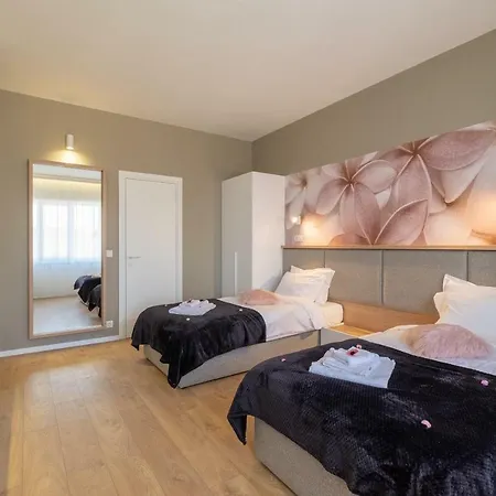 Vitosha Blvd Luxury 2-Bedroom, 2-Bathroom With Balcony Apartmán Sofie