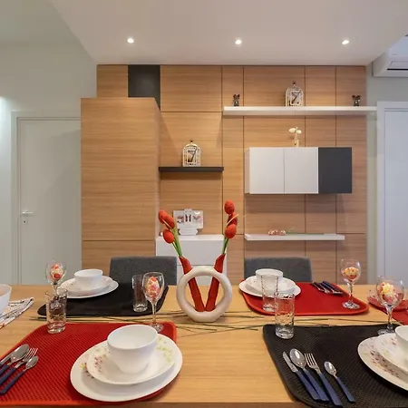 Vitosha Blvd Luxury 2-Bedroom, 2-Bathroom With Balcony Apartmán Sofie