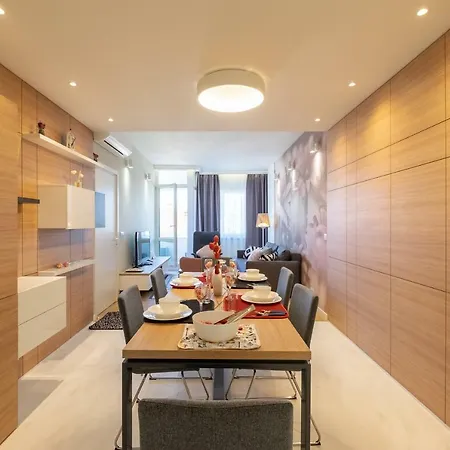 Apartmán Vitosha Blvd Luxury 2-Bedroom, 2-Bathroom With Balcony