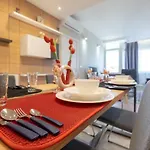 Vitosha Blvd Luxury 2-bedroom, 2-bathroom With Balcony Apartmán Sofie