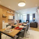 Vitosha Blvd Luxury 2-bedroom, 2-bathroom With Balcony Apartmán *