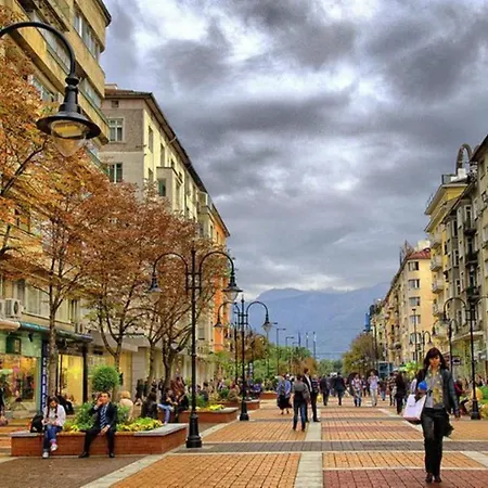 Vitosha Blvd Luxury 2-bedroom, 2-bathroom With Balcony Apartmán