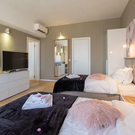 アパート Vitosha Blvd Luxury 2-bedroom, 2-bathroom With Balcony