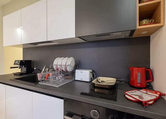 Vitosha Blvd Luxury 2-bedroom, 2-bathroom With Balcony Apartamento Sofía