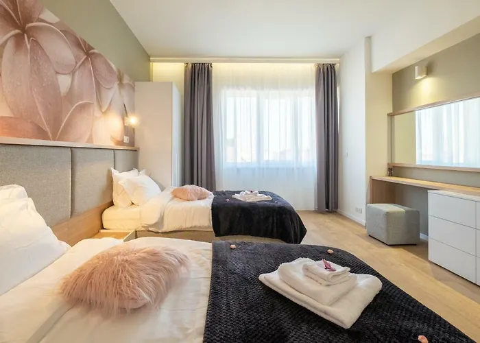 Vitosha Blvd Luxury 2-bedroom, 2-bathroom With Balcony Apartamento