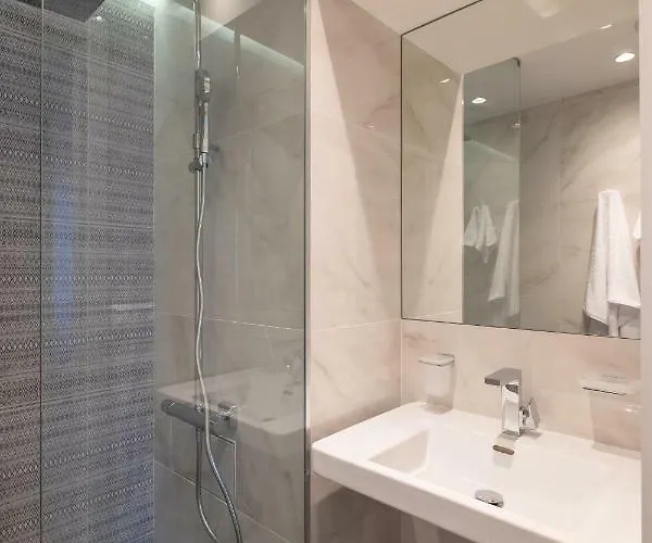 Vitosha Blvd Luxury 2-bedroom, 2-bathroom With Balcony Sofía
